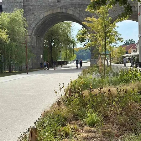 דירה Lent Riverstay מריבור