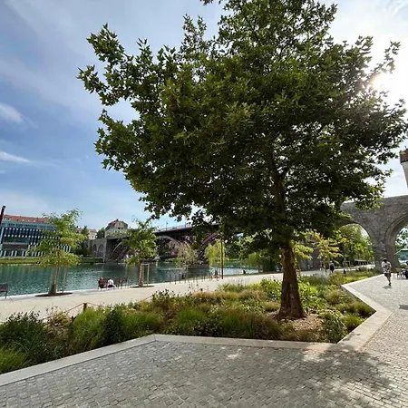 Lent Riverstay דירה